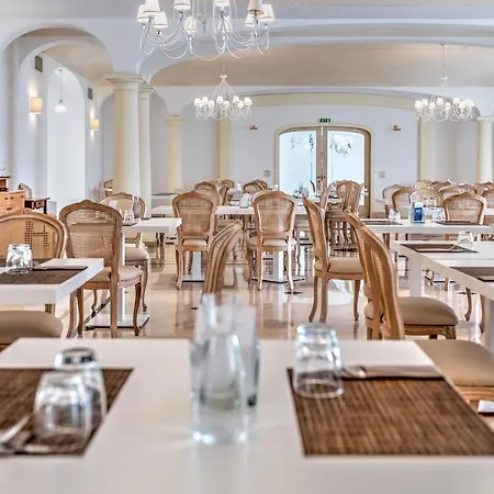 Nicolaus Prime Il Gabbiano 酒店 4*
