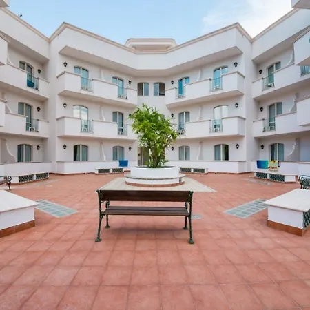 Nicolaus Prime Il Gabbiano 酒店 普尔萨诺