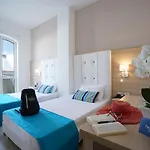Nicolaus Prime Il Gabbiano 4*