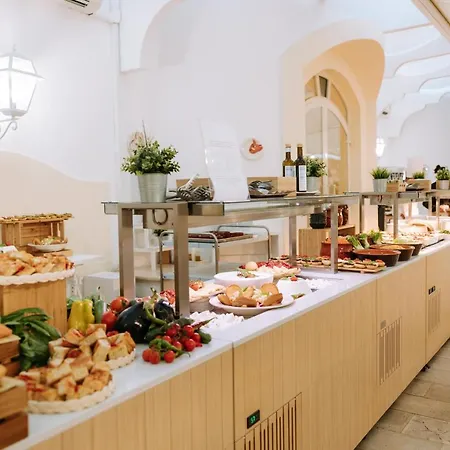 Nicolaus Prime Il Gabbiano Hotel 4*