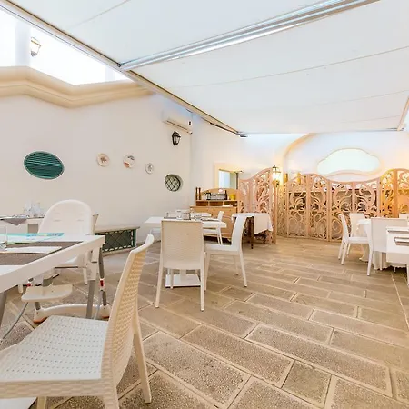 Nicolaus Prime Il Gabbiano מלון