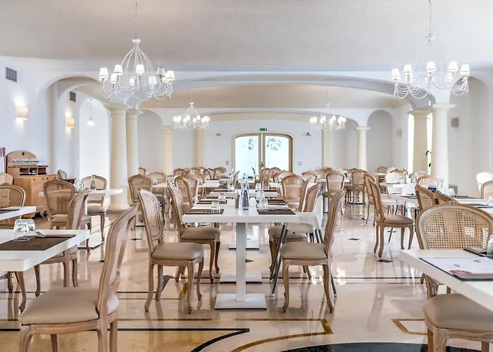 Nicolaus Prime Il Gabbiano بولسانو